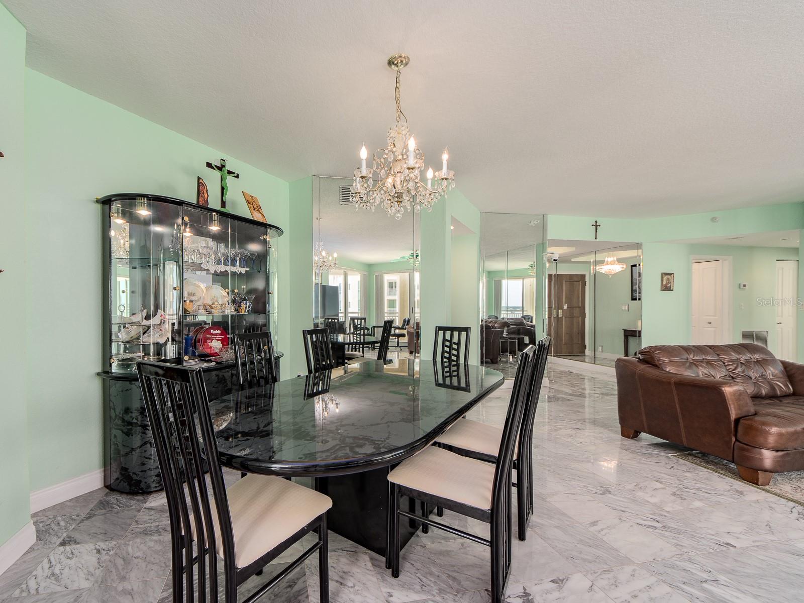 1180 Gulf Blvd #906 Property Photo 14