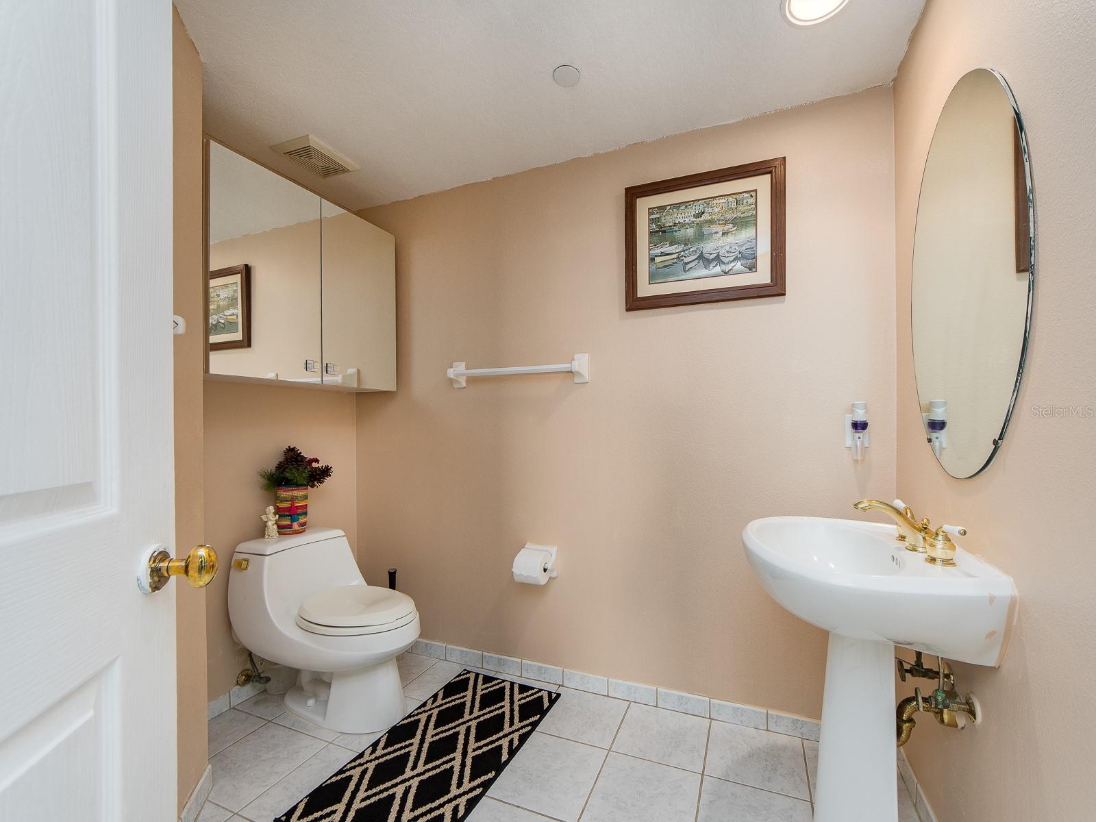 1180 Gulf Blvd #906 Property Photo 37