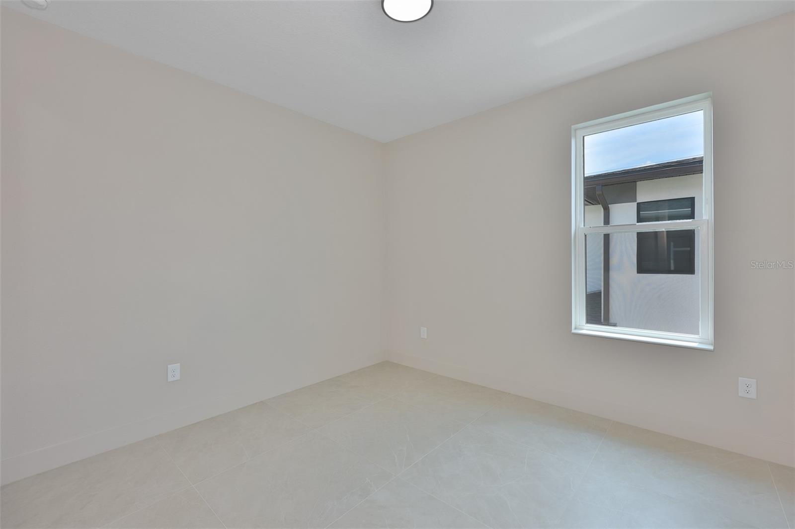 3506 W Rogers Ave Property Photo 49