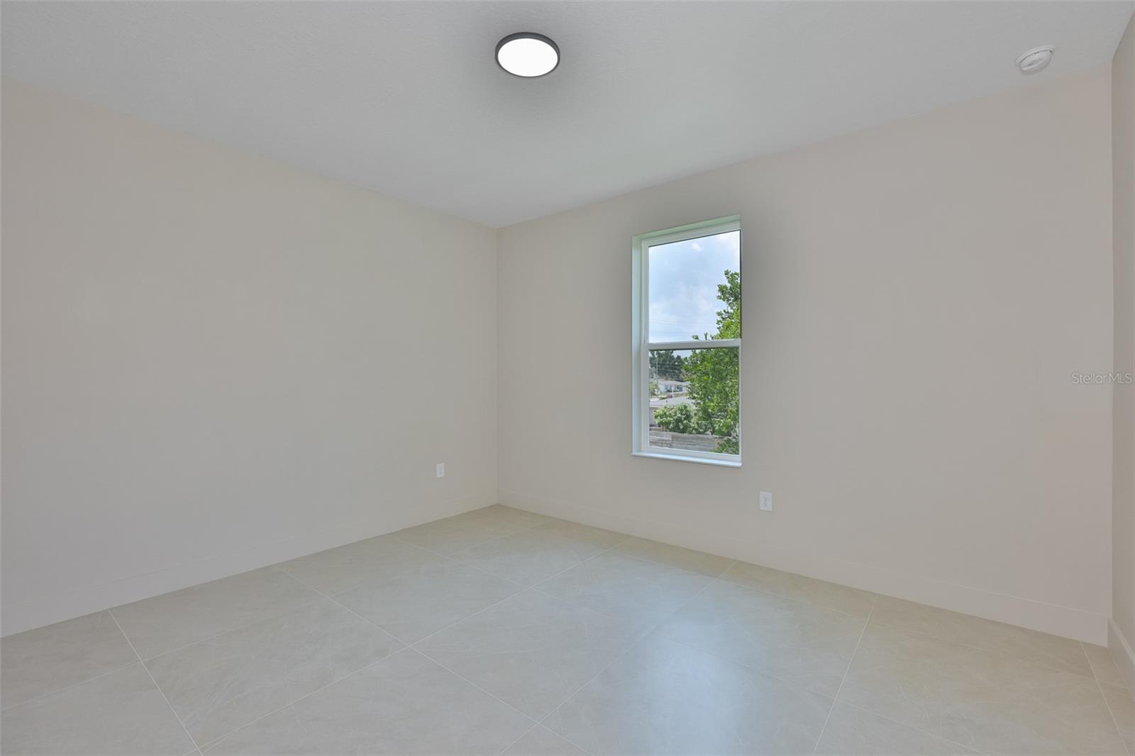 3506 W Rogers Ave Property Photo 53