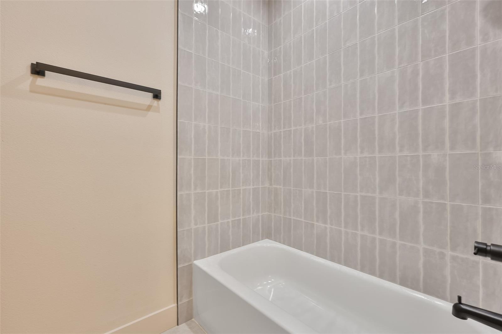 3506 W Rogers Ave Property Photo 55