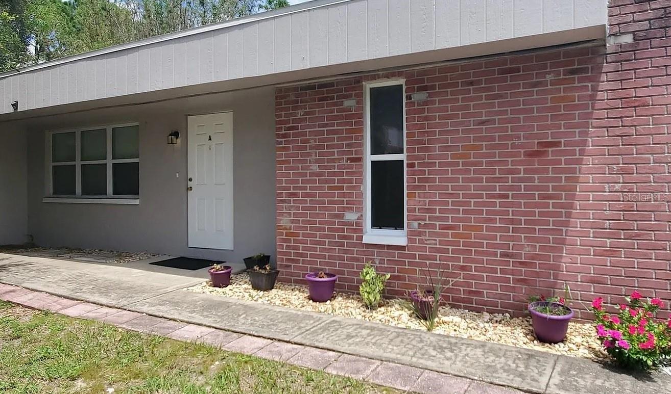 3366 CAMELOT DR #A & B Property Photo 1