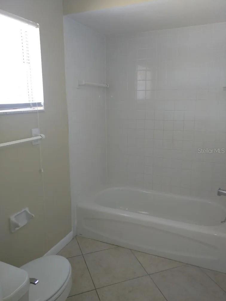 3366 Camelot Dr #a & B Property Photo 22
