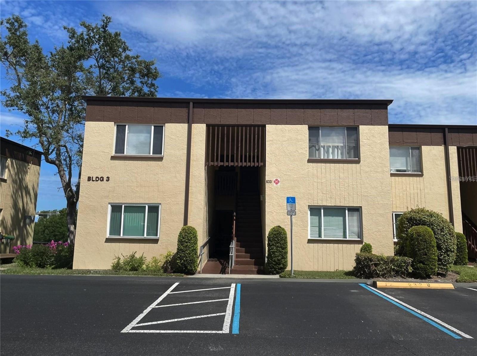 633 N Keene Rd #apt C Property Photo 1