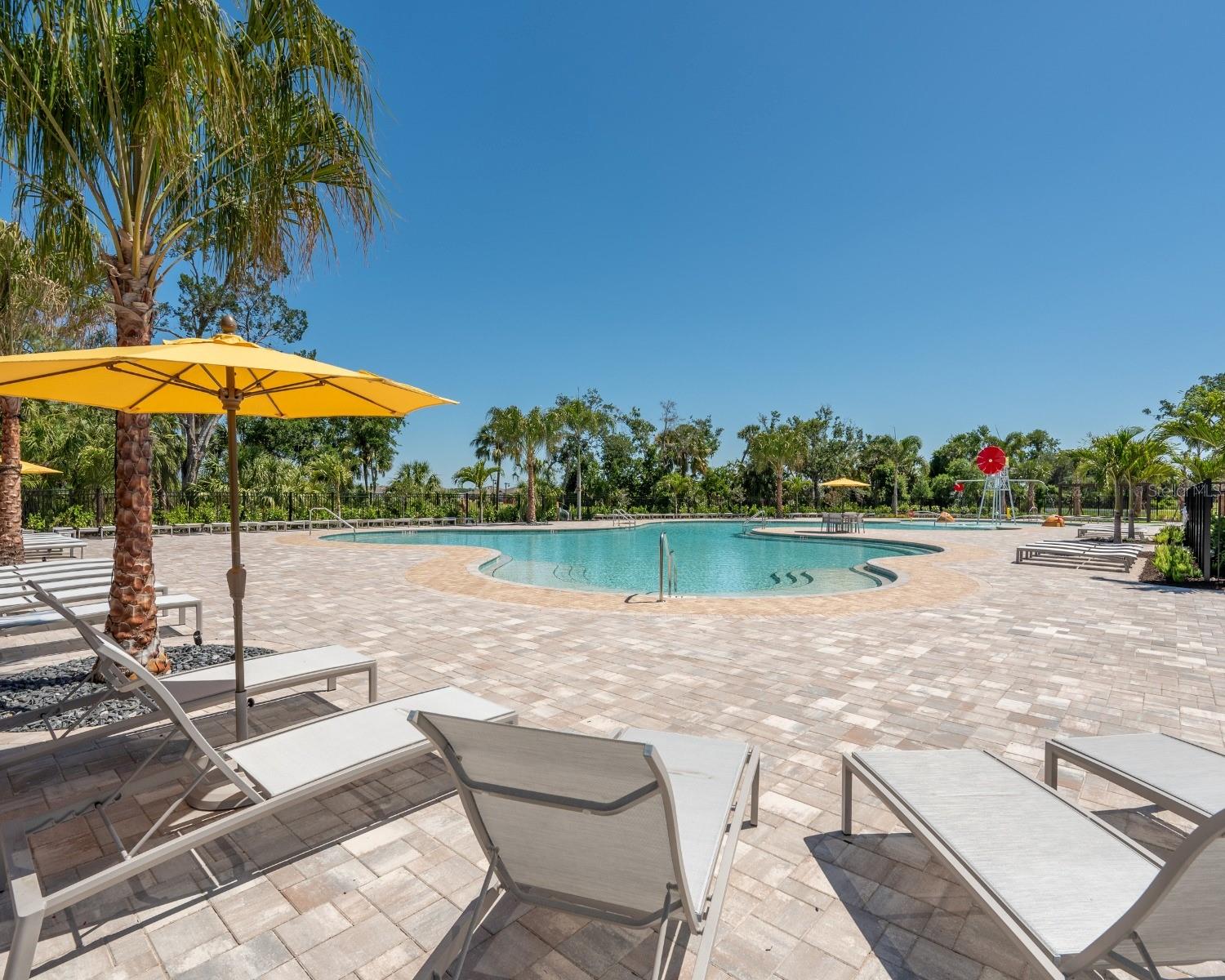 10473 Curving Creek Loop Property Photo 2
