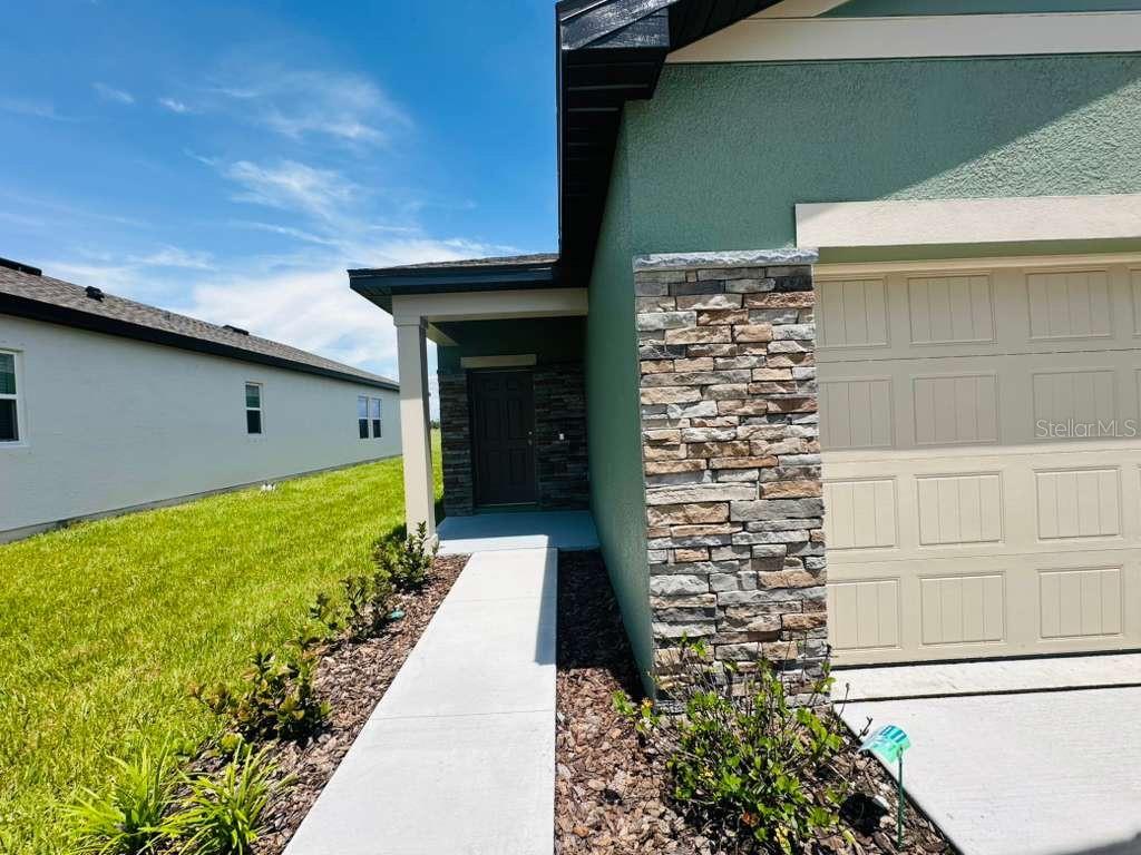 10473 Curving Creek Loop Property Photo 23