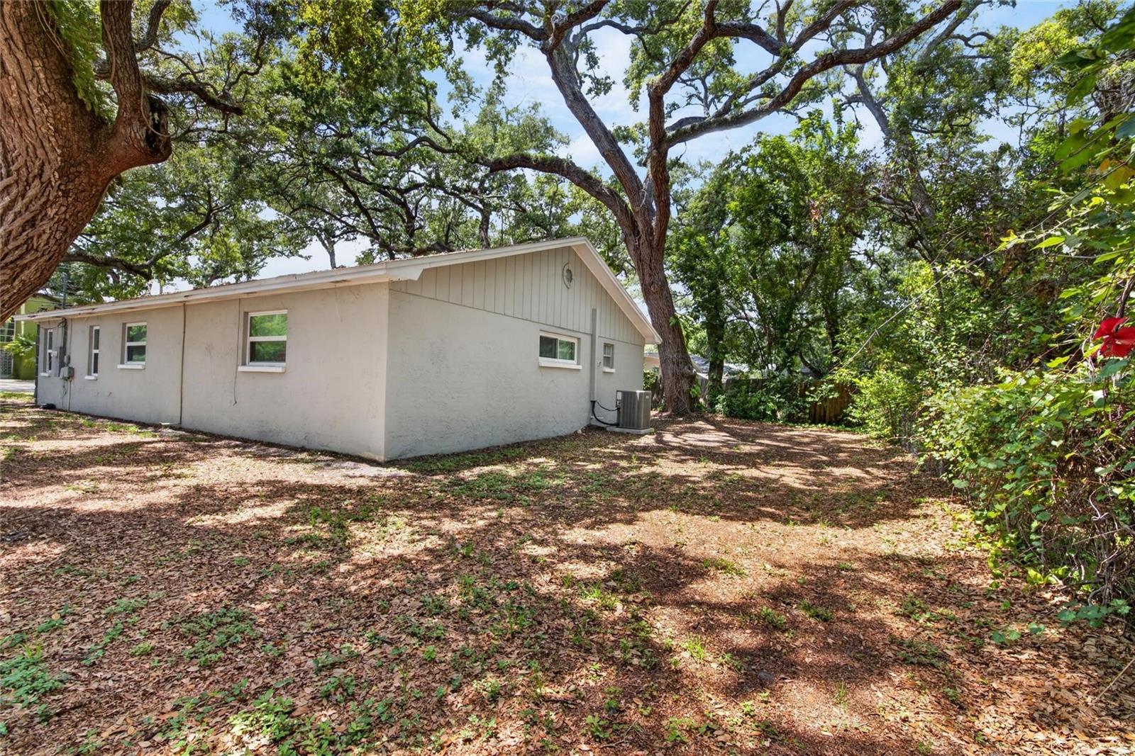5326 S Russell St Property Photo 56