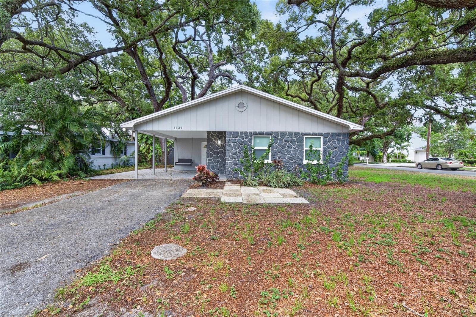 5326 S Russell St Property Photo 59