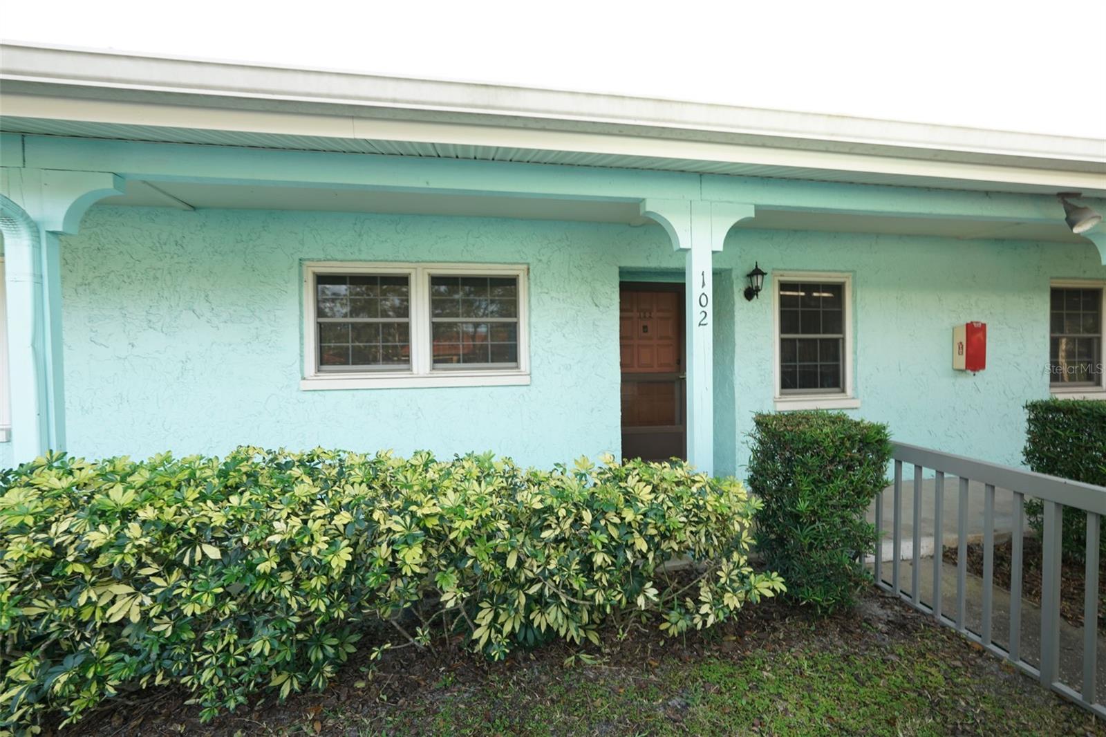 2465 Northside Dr #102 Property Photo 4