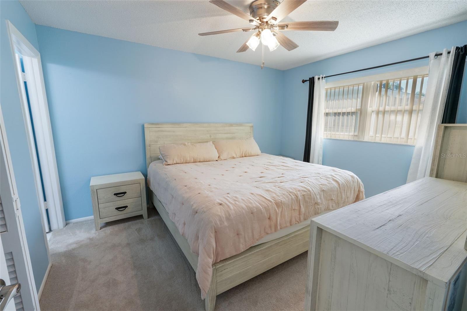 2465 Northside Dr #102 Property Photo 13