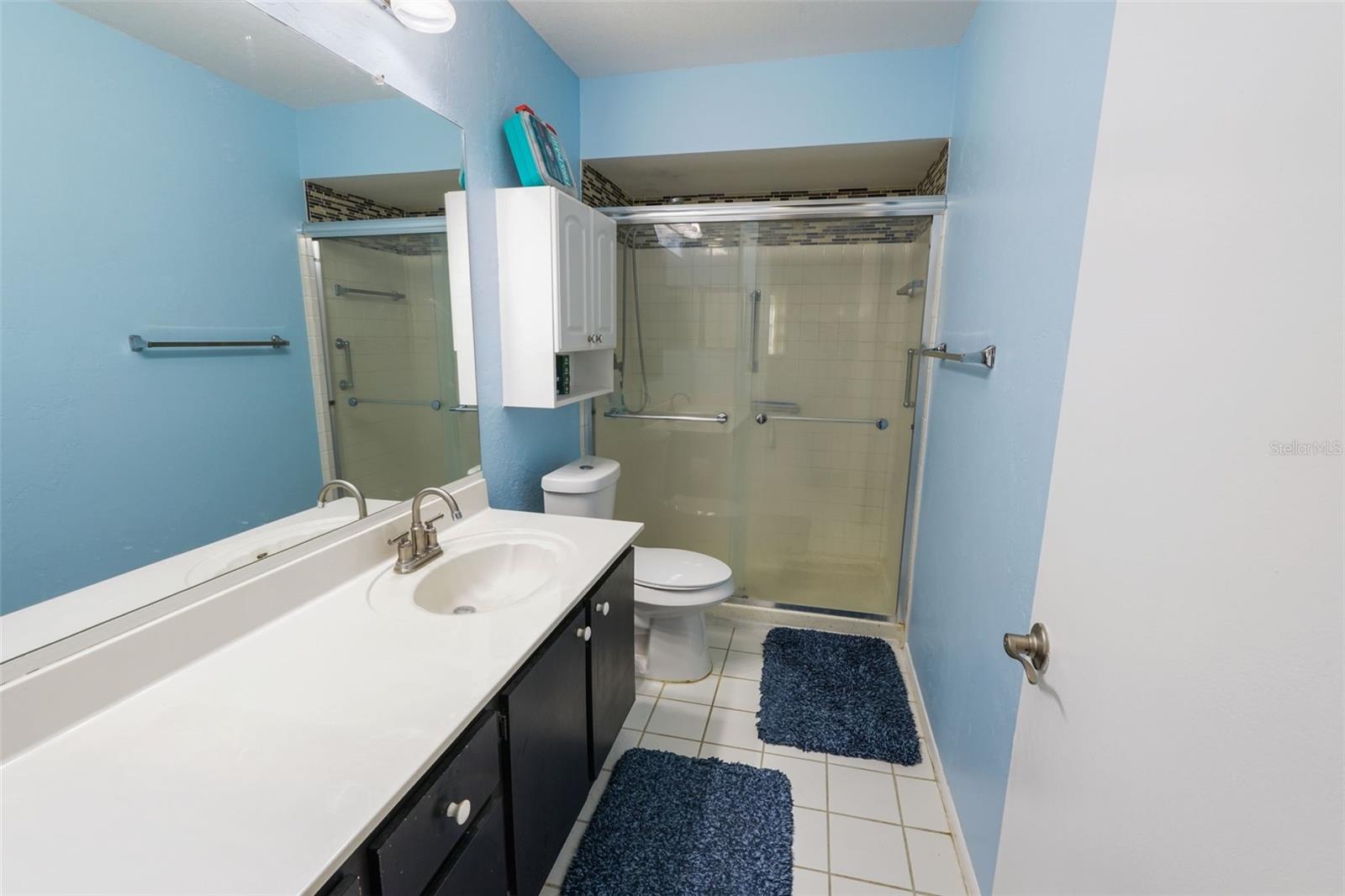 2465 Northside Dr #102 Property Photo 15