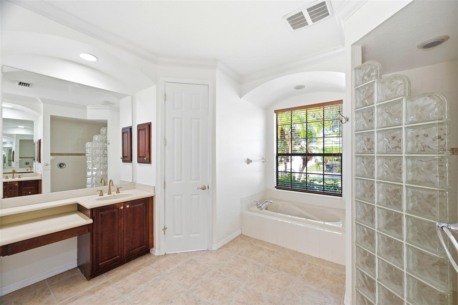 6611 Chickadee Ln Property Photo 32