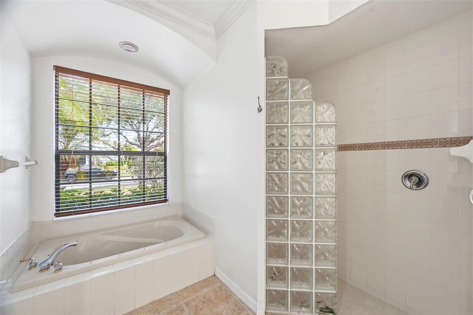 6611 Chickadee Ln Property Photo 34