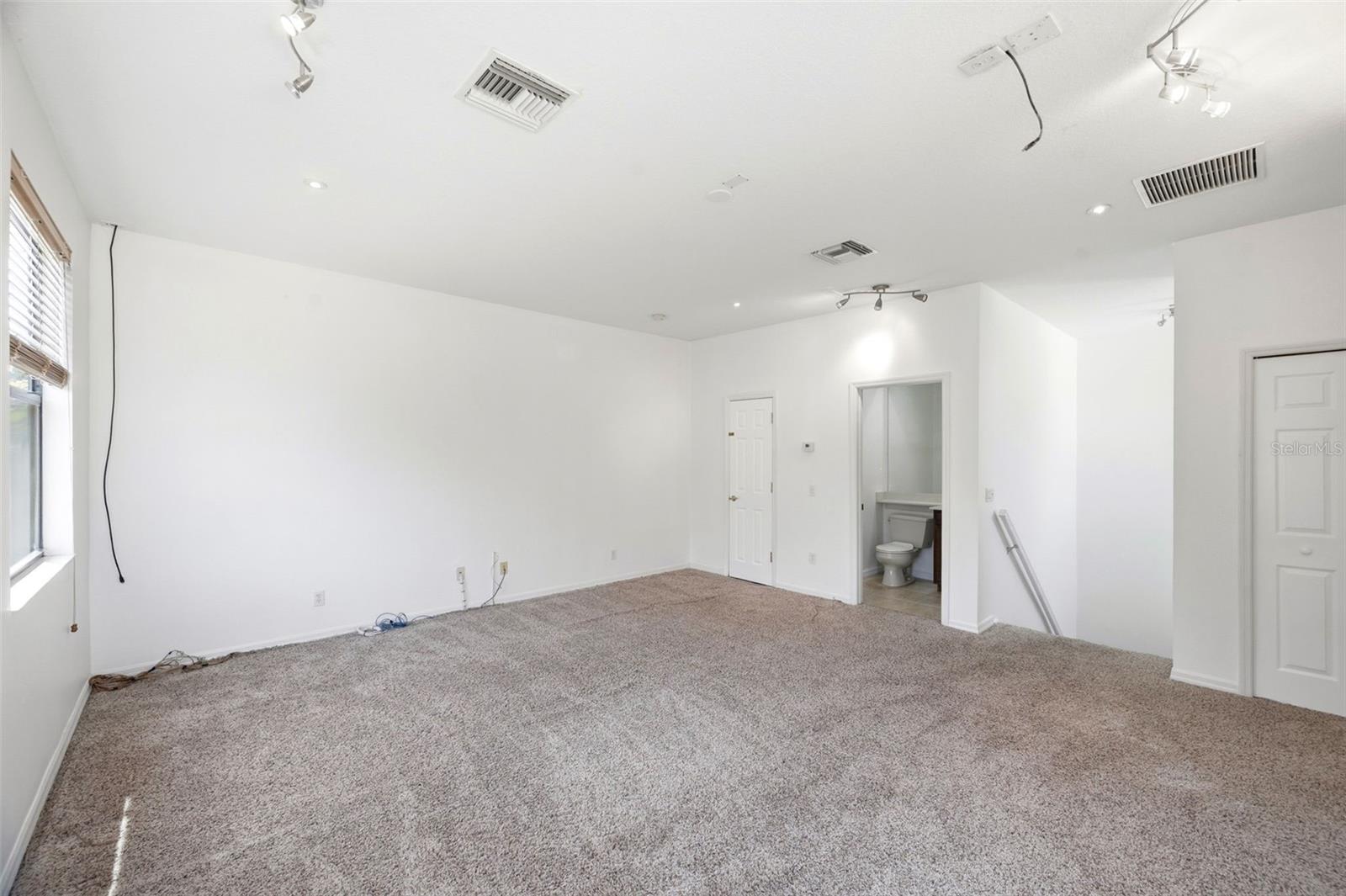 6611 Chickadee Ln Property Photo 60