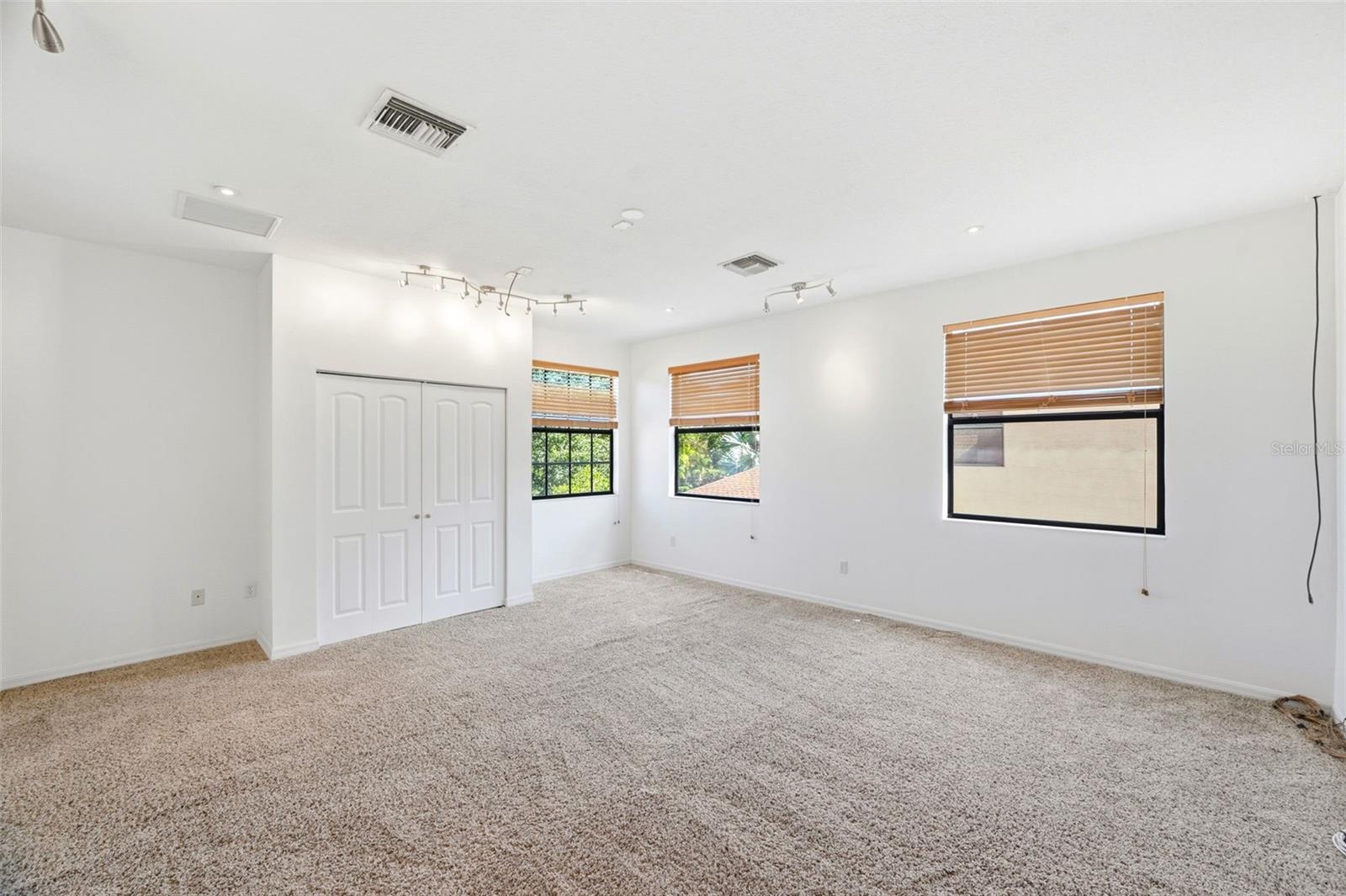 6611 Chickadee Ln Property Photo 62