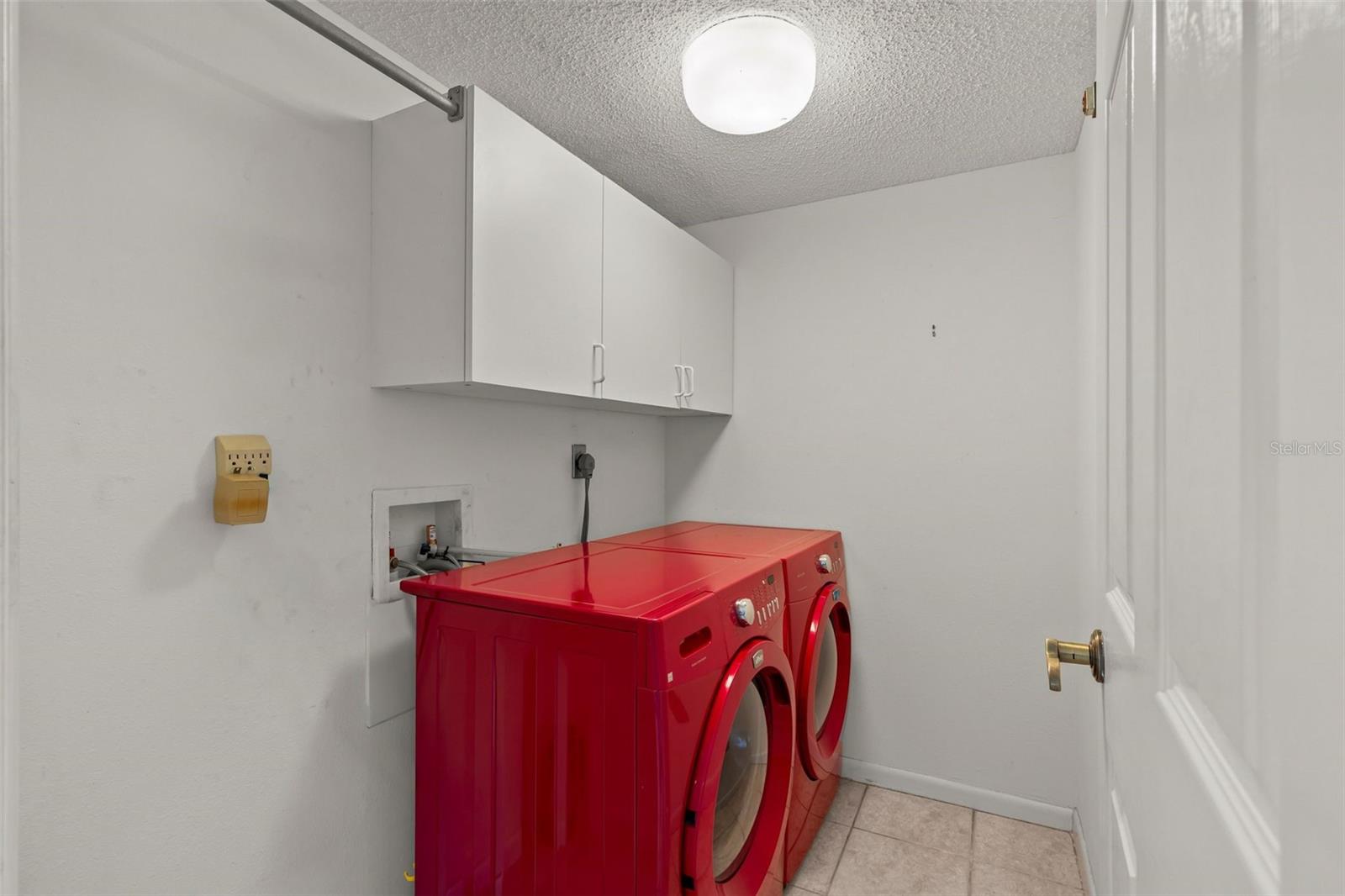 3021 Countryside Blvd #44a Property Photo 24