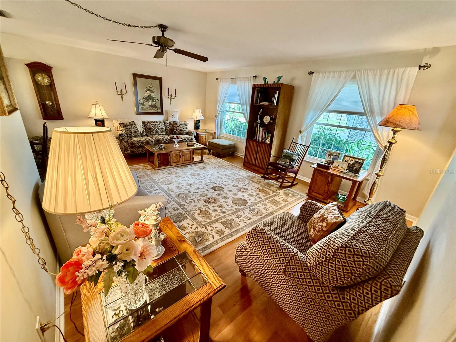 1853 Paradise Ln Property Photo 11