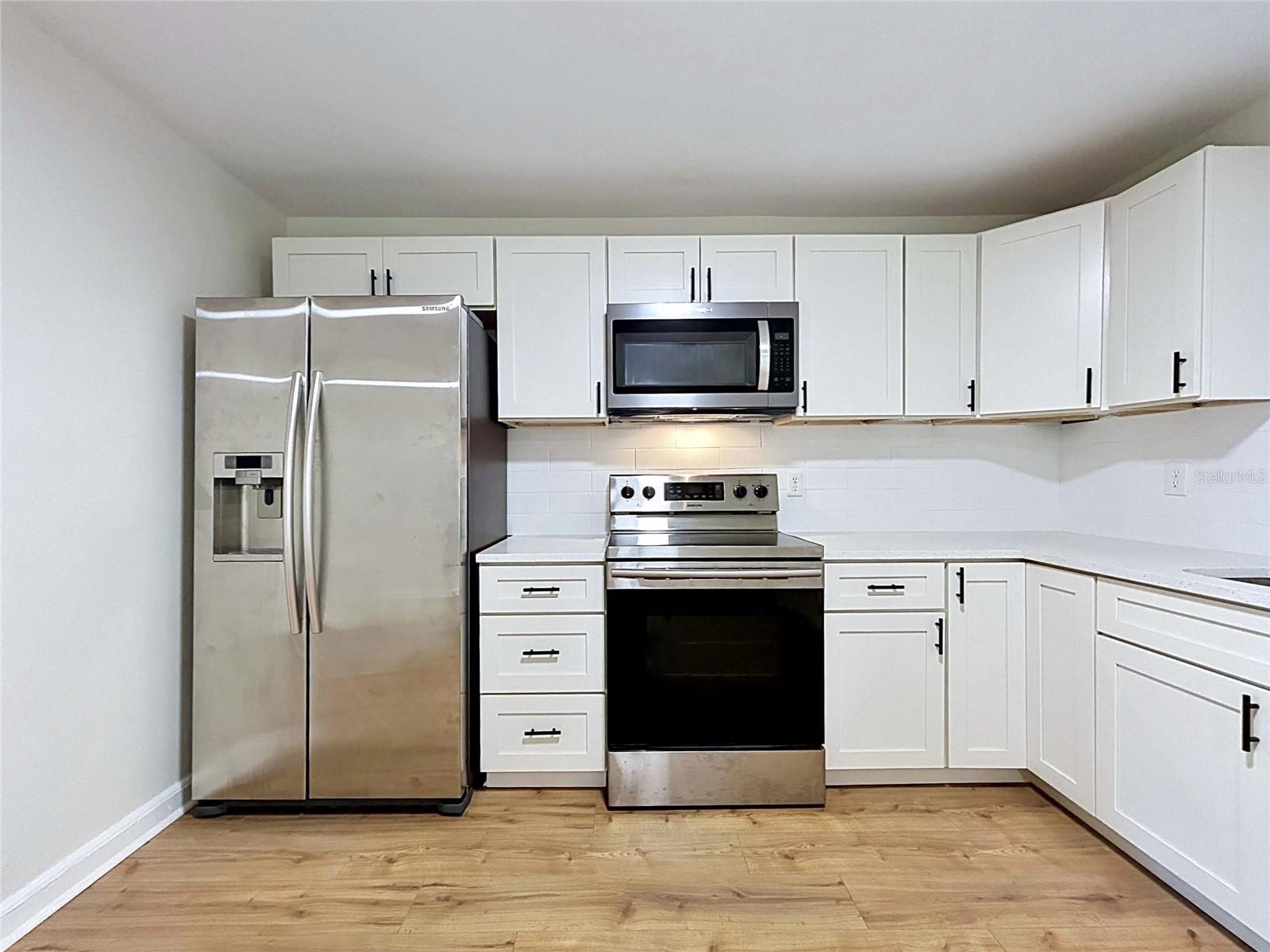 524 East Ave Property Photo 25