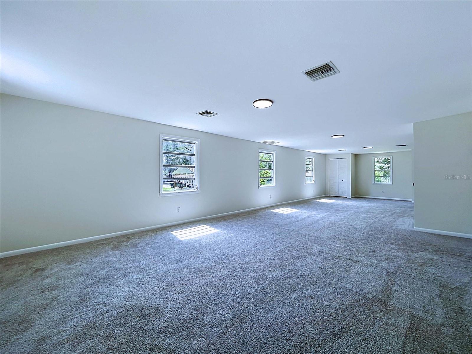 524 East Ave Property Photo 28