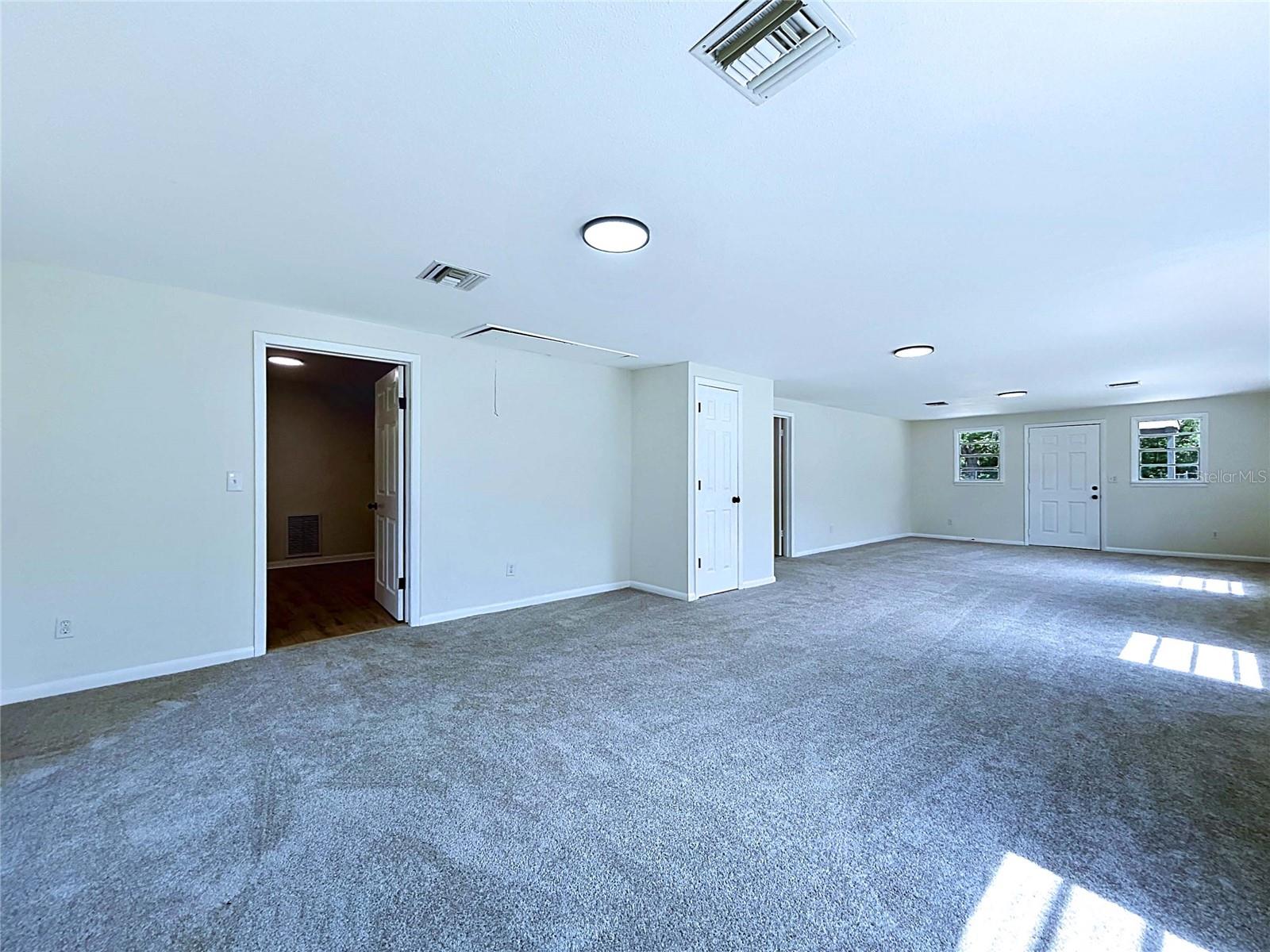 524 East Ave Property Photo 34