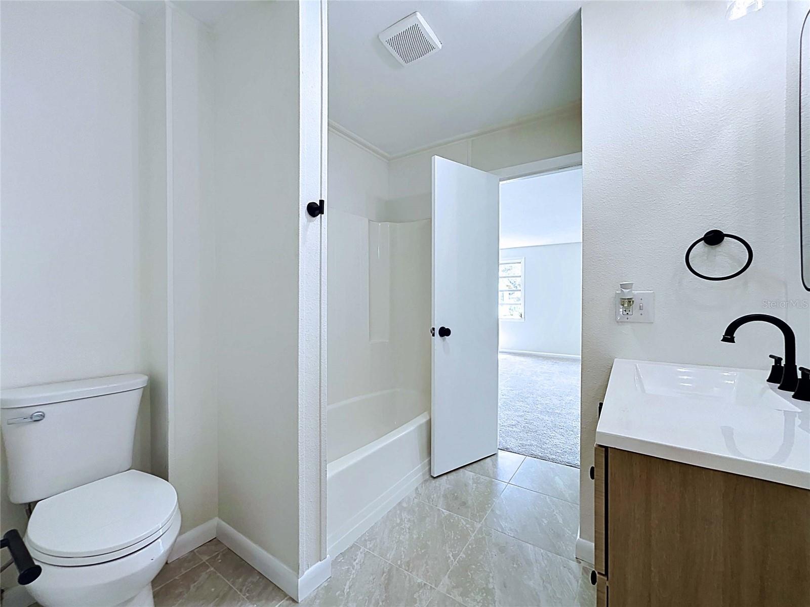 524 East Ave Property Photo 51
