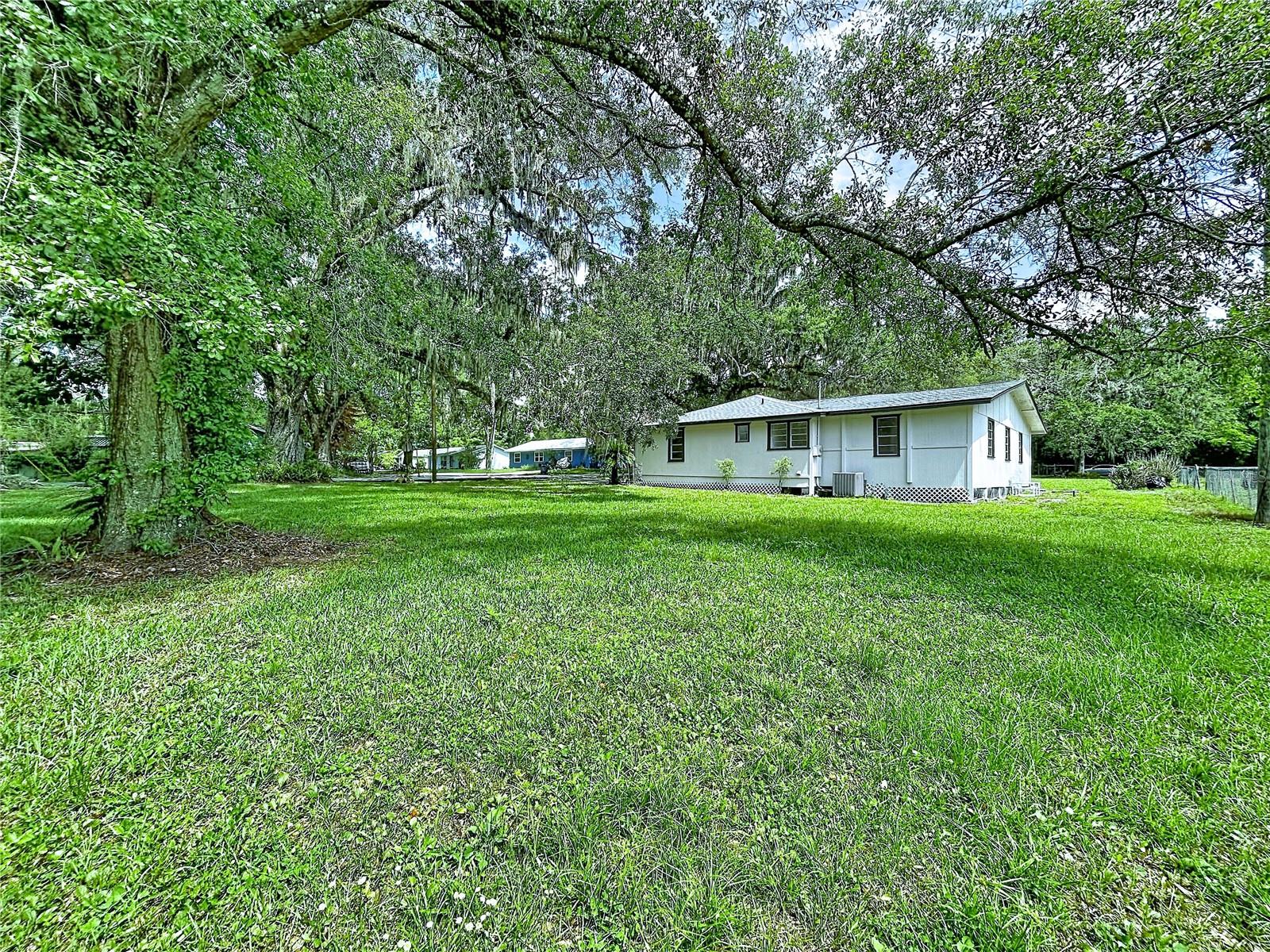 524 East Ave Property Photo 57