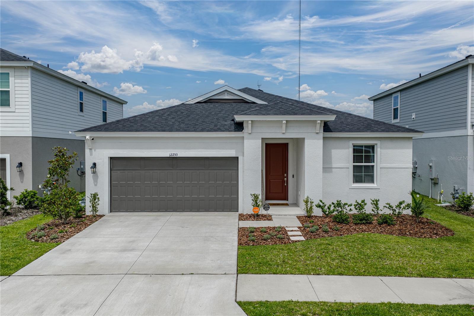 12253 Cattleside Dr Property Photo 4