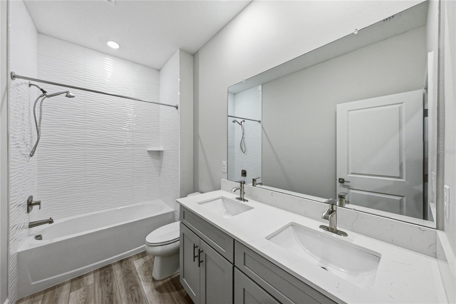 12253 Cattleside Dr Property Photo 15