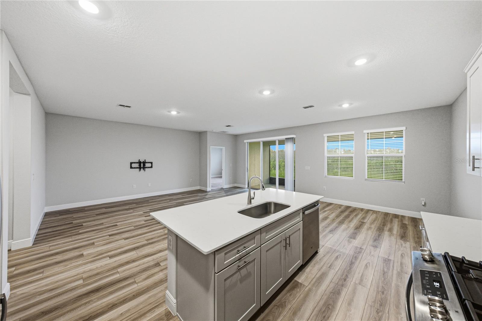 12253 Cattleside Dr Property Photo 33