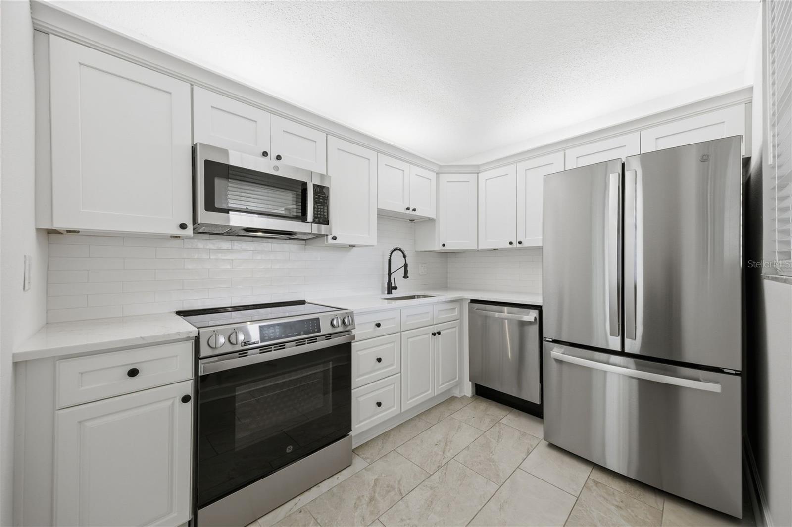 7465 Bay Island Dr S #112 Property Photo 10