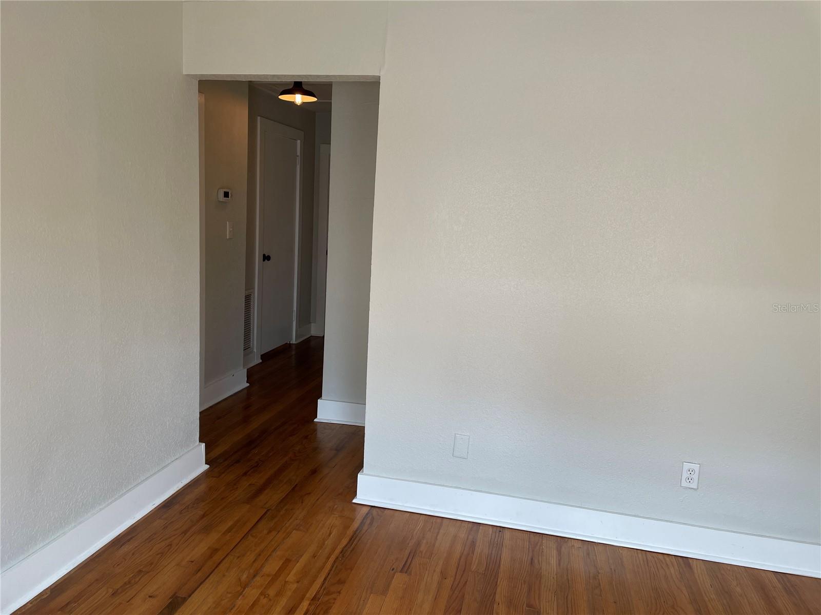 1517 E Ellicott St Property Photo 6