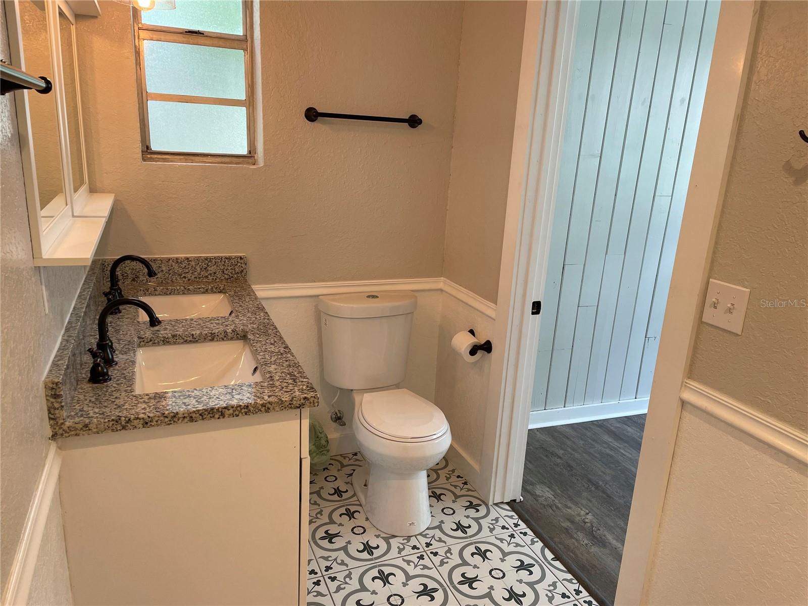 1517 E Ellicott St Property Photo 26
