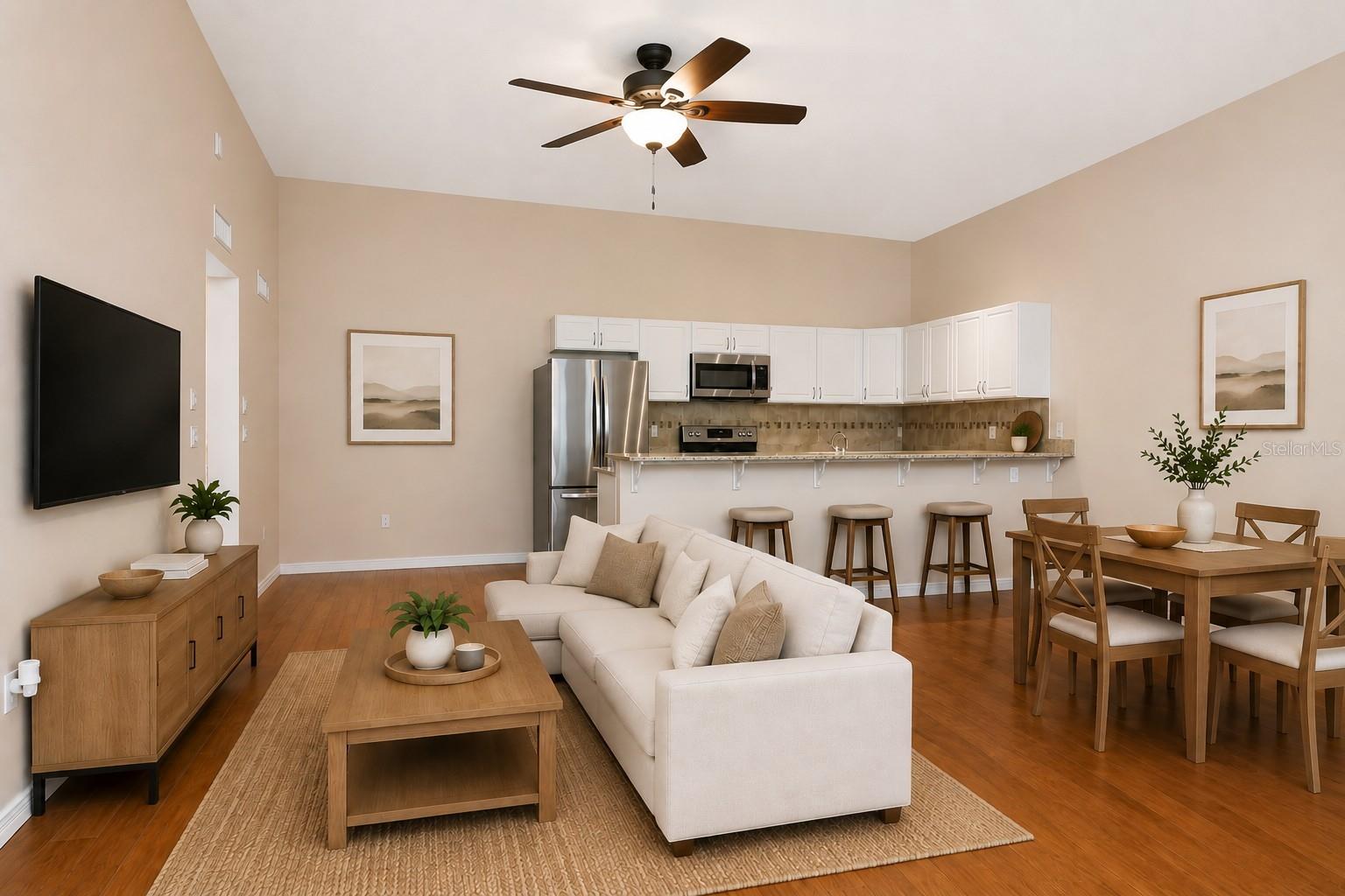 3367 Crystal Ct E #e Property Photo 2