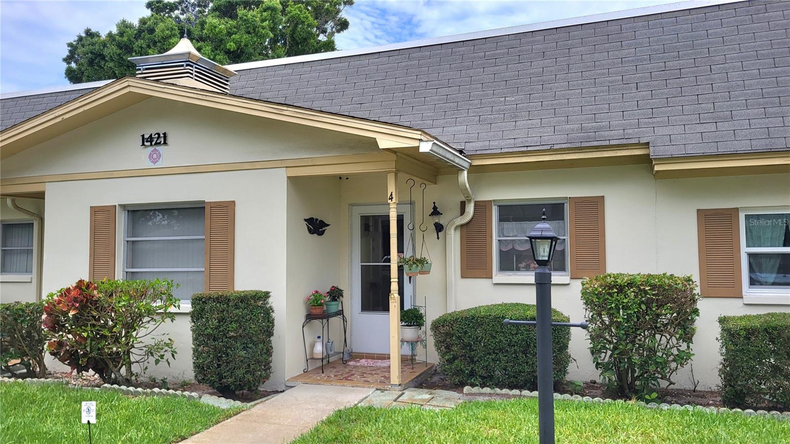 1421 NORMANDY PARK DR #4