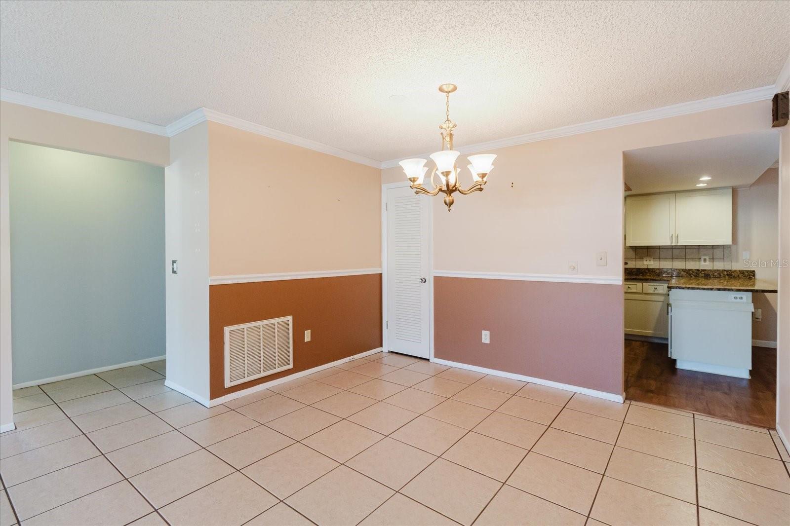 1201 Cara Dr Property Photo 4