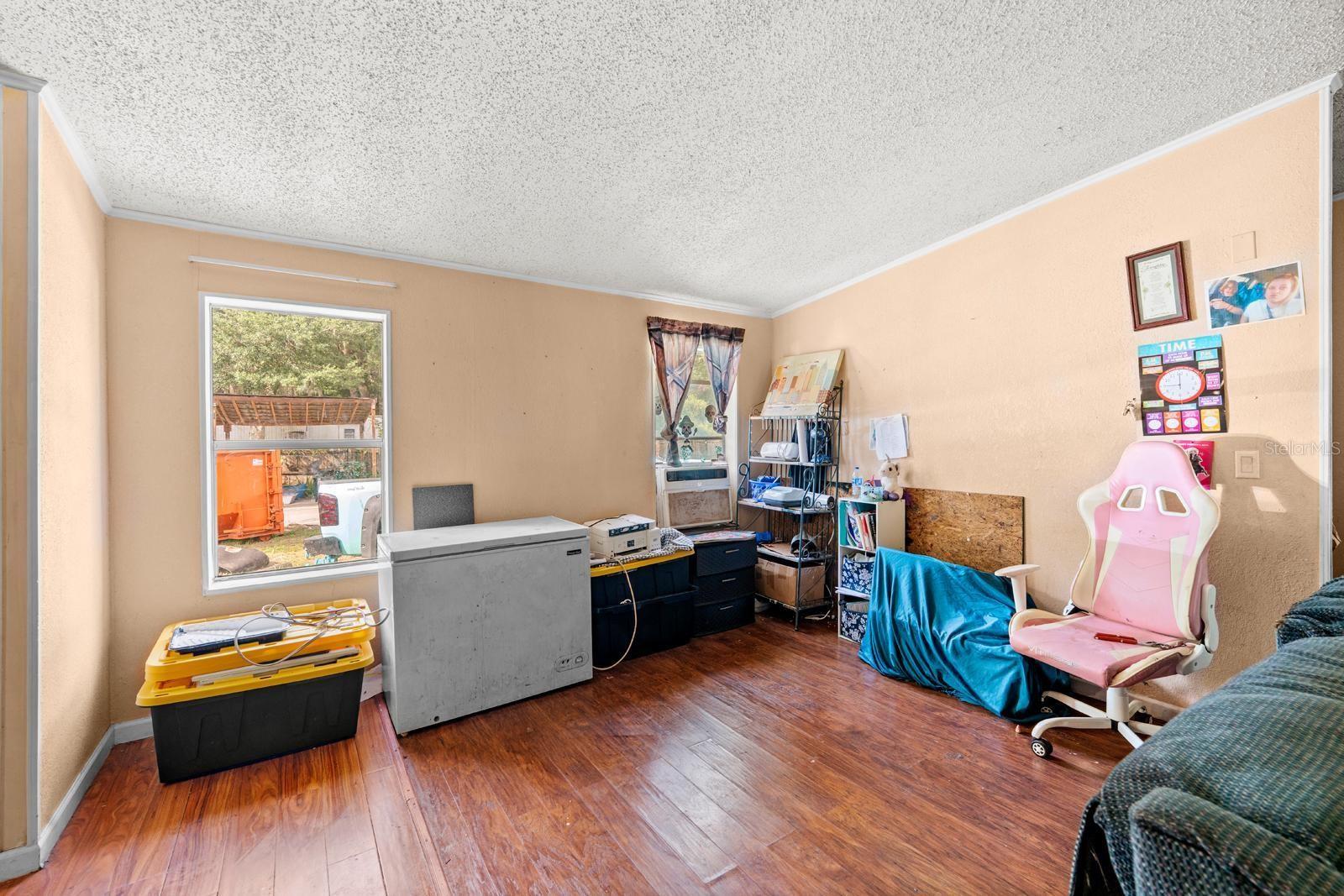 16143 Palacky St Property Photo 11