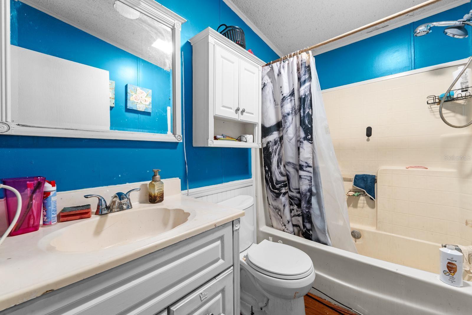 16143 Palacky St Property Photo 14