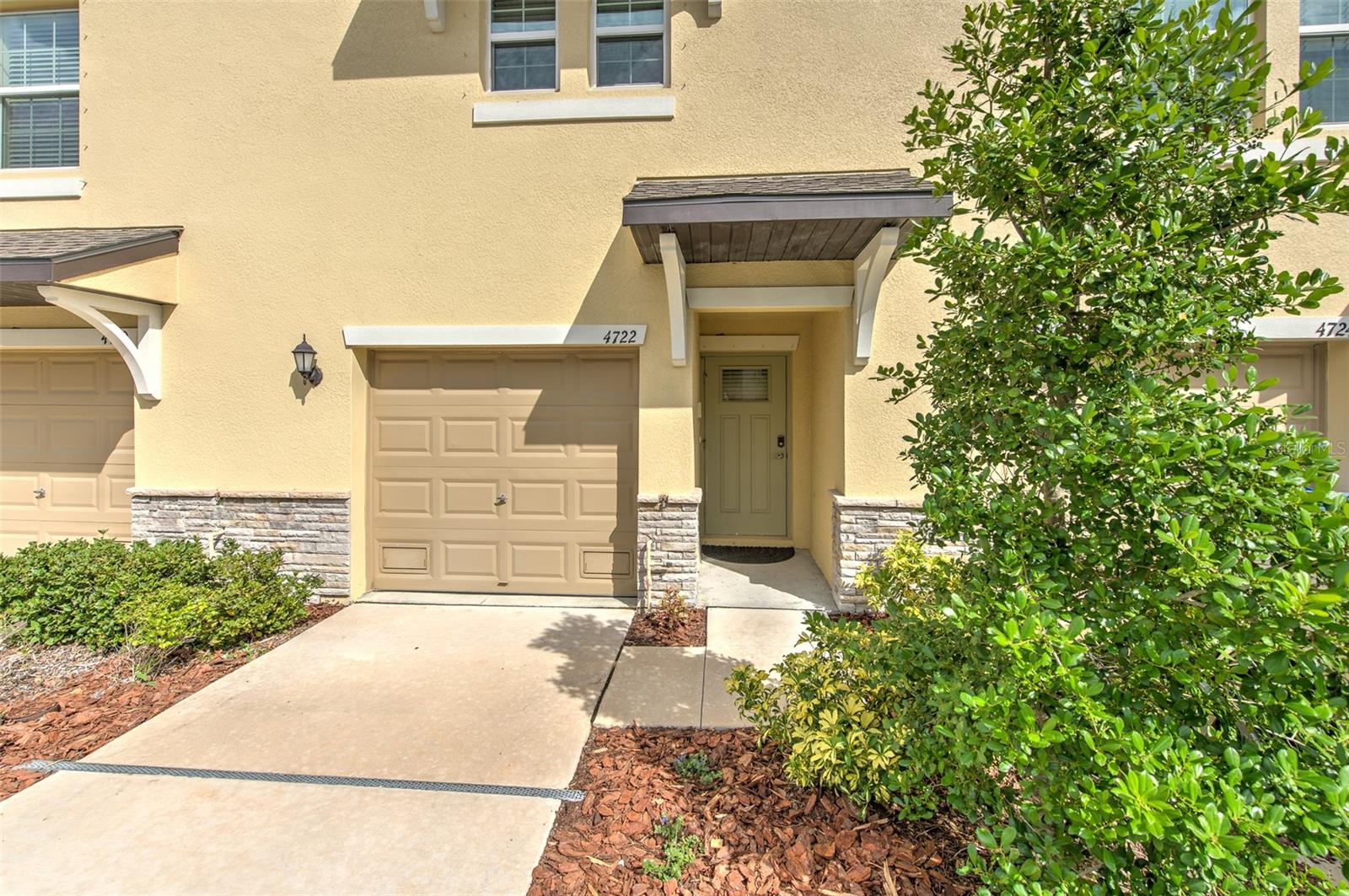 4722 Tuscan Loon Dr Property Photo 2