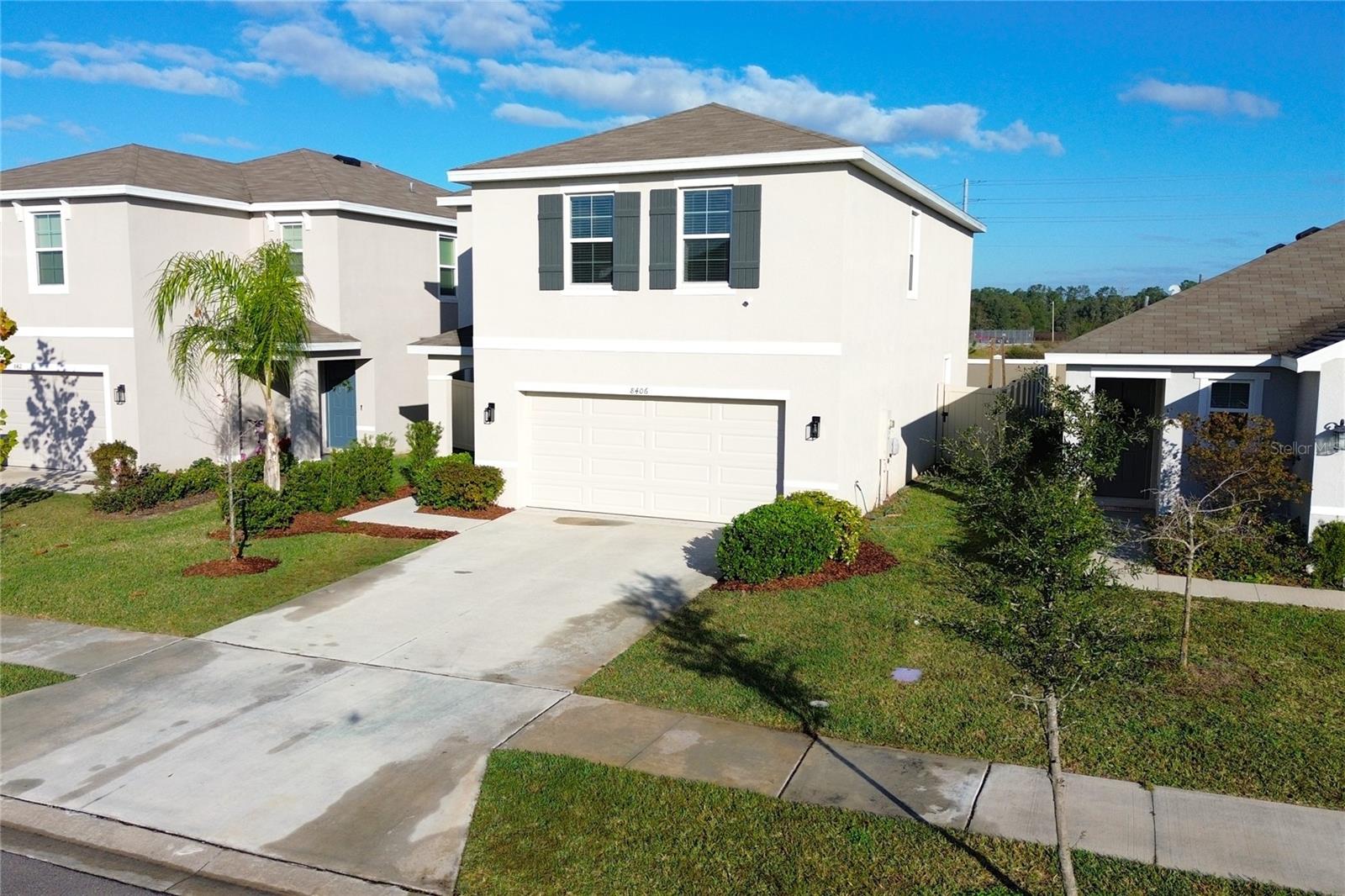 8406 Hardy Bay Loop Property Photo 2