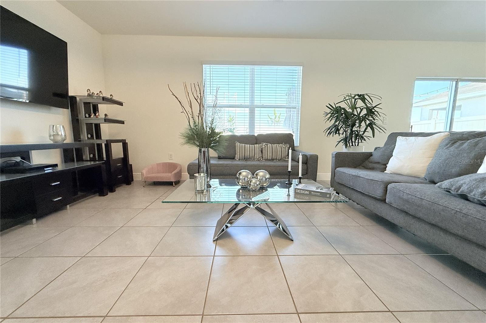 8406 Hardy Bay Loop Property Photo 9