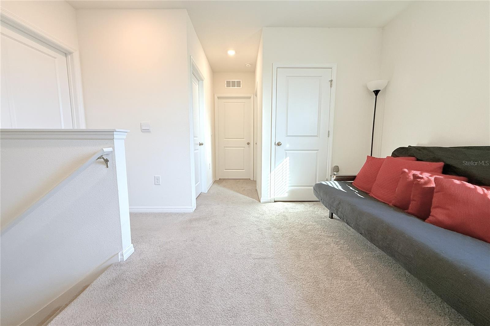 8406 Hardy Bay Loop Property Photo 11