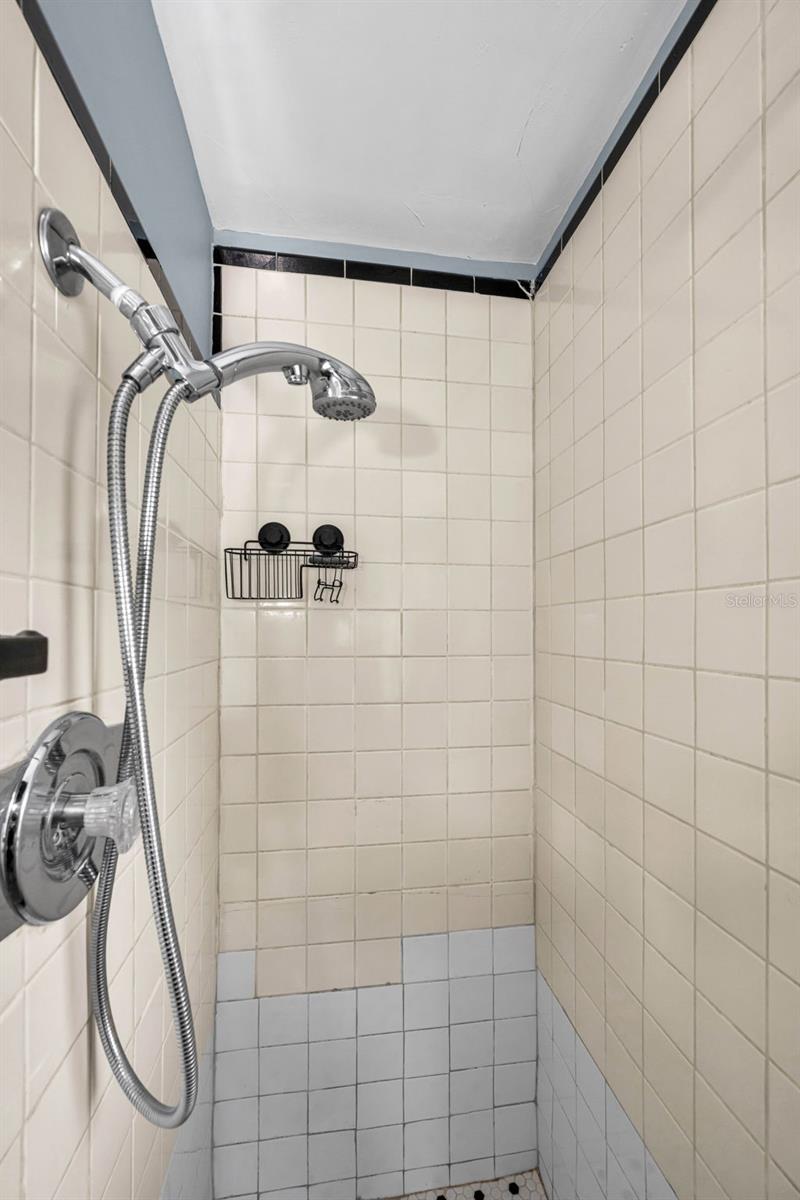 483 E Shore Dr #a4 Property Photo 25