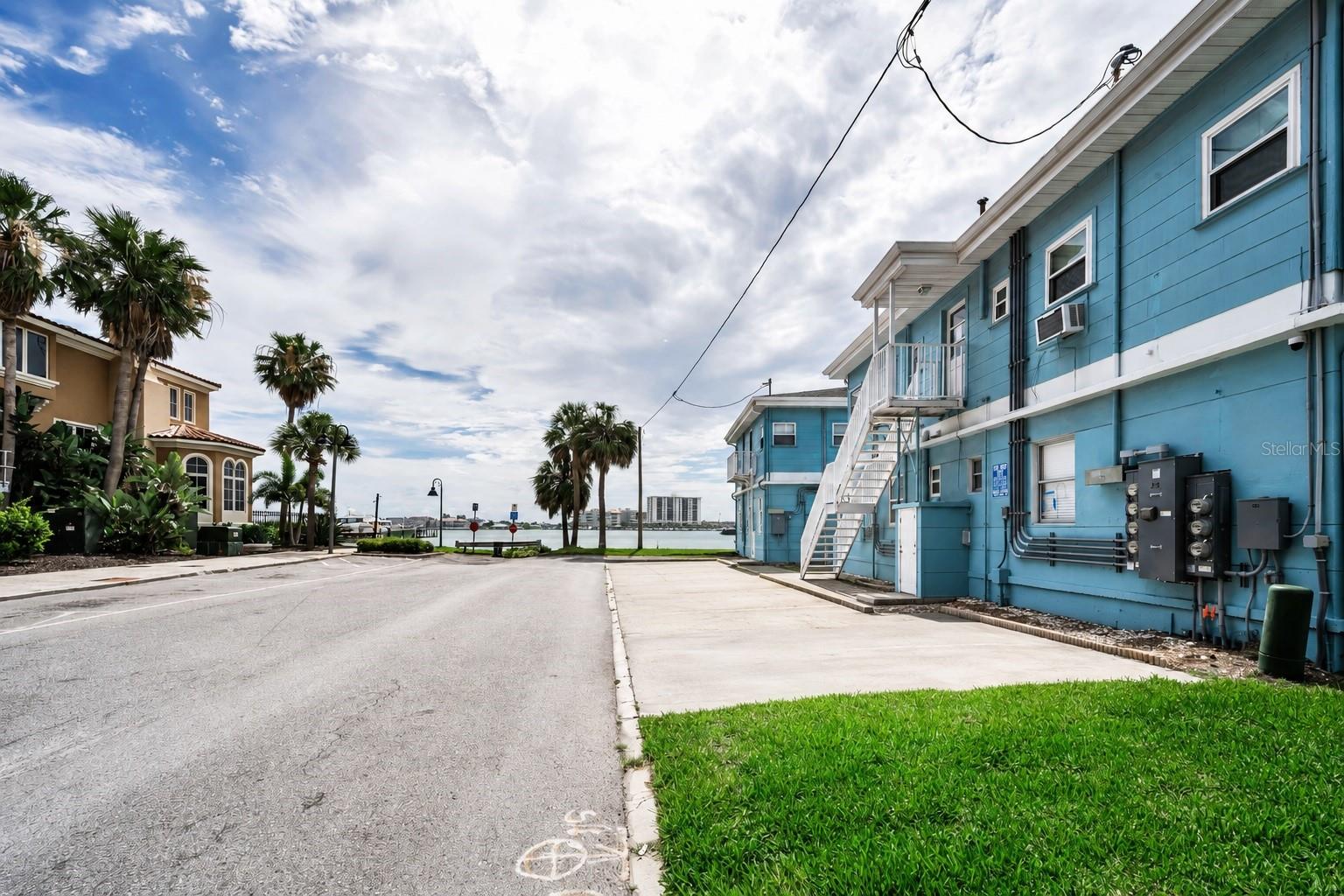 483 E Shore Dr #a4 Property Photo 27