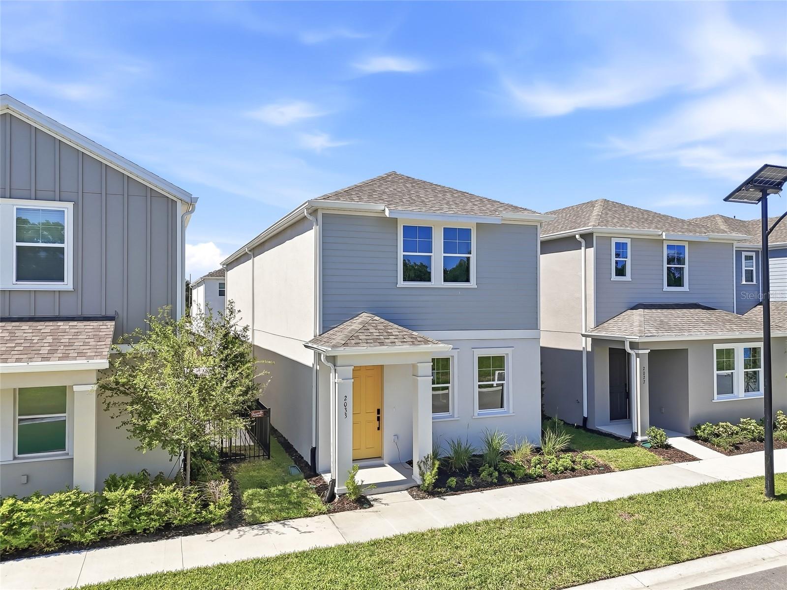 2033 Amelia Bay Place Property Photo 1