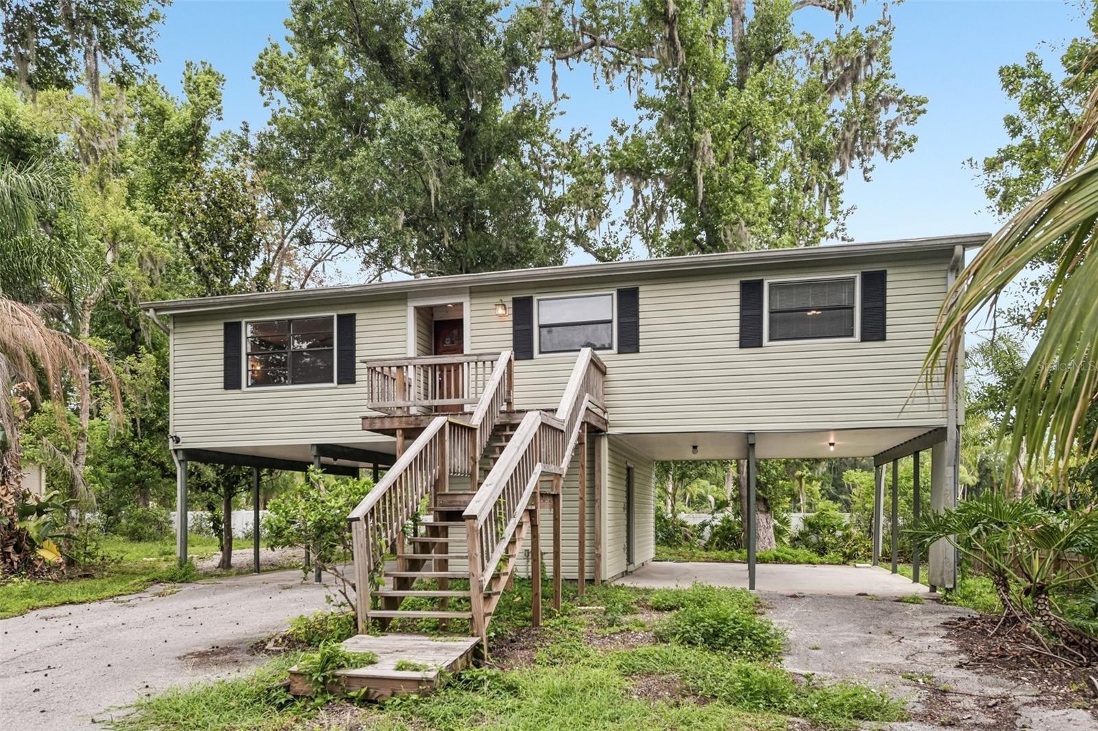 18411 AUTUMN MIST DR Property Photo 1