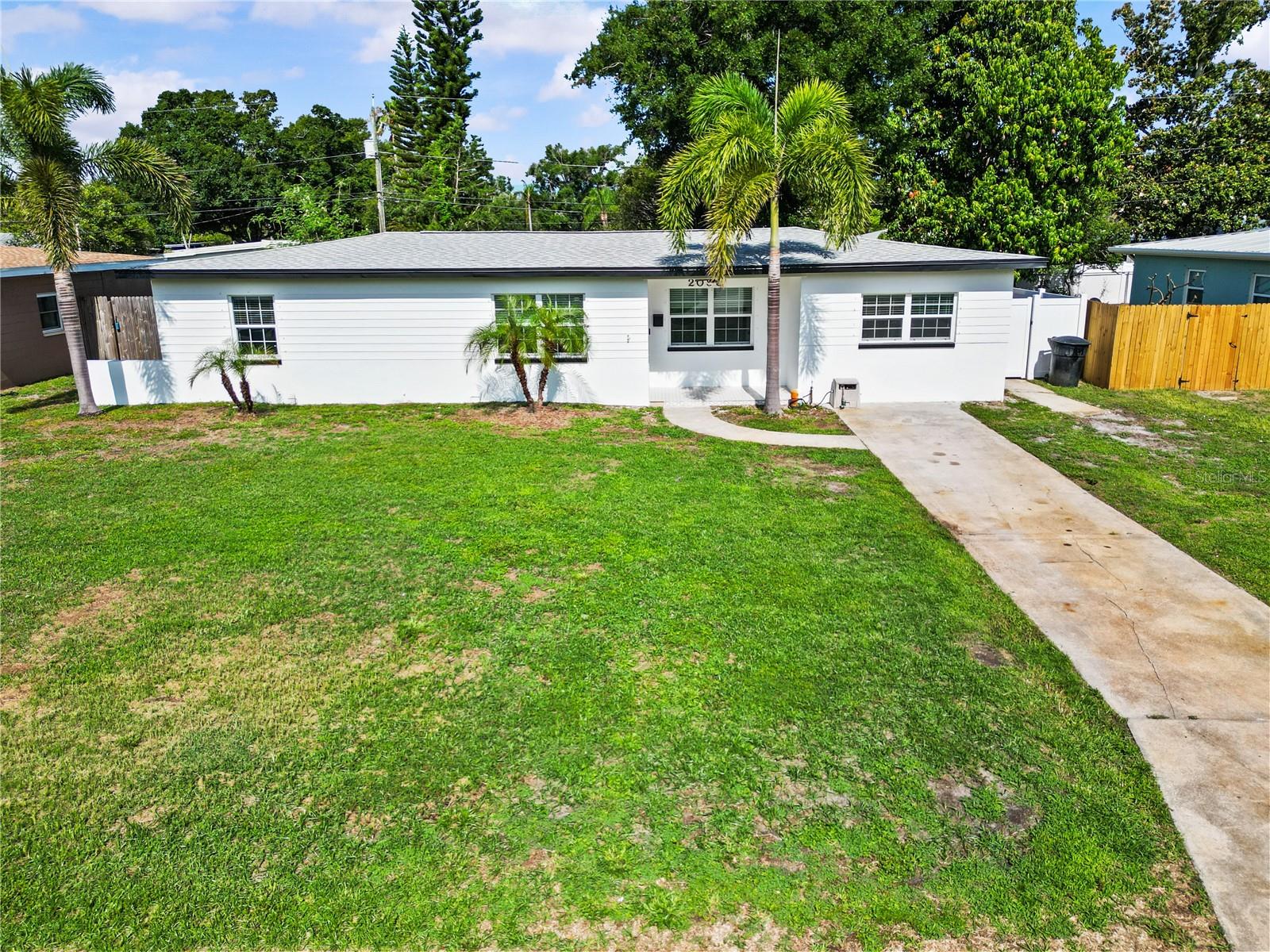2090 75th St N Property Photo 1