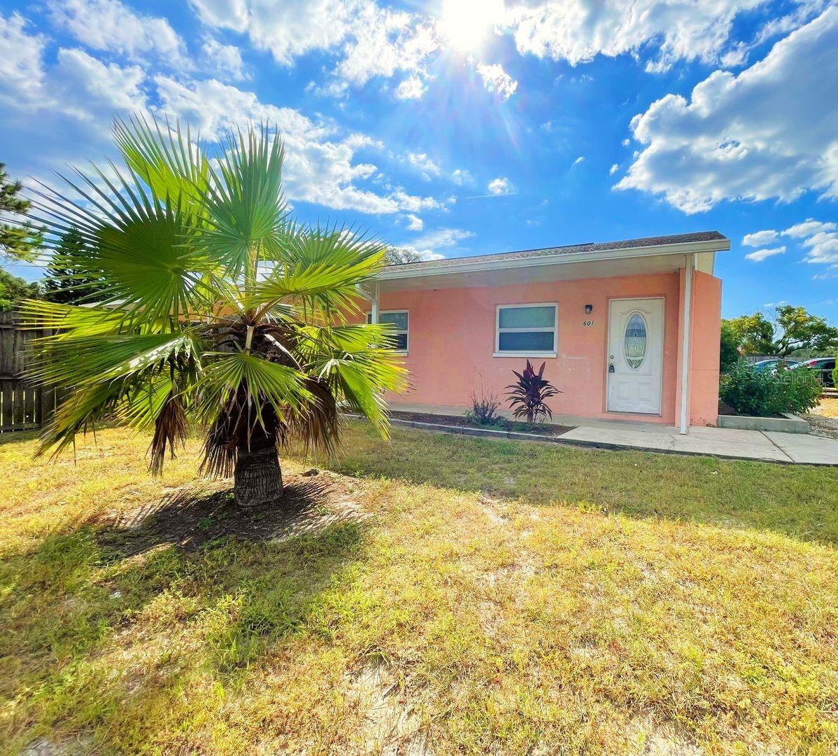 1551 Swordbill Dr Property Photo 1