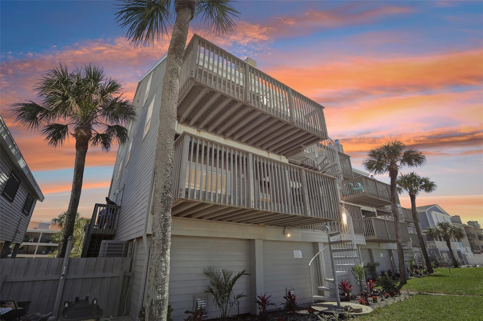 19930 Gulf Blvd #3b Property Photo 2