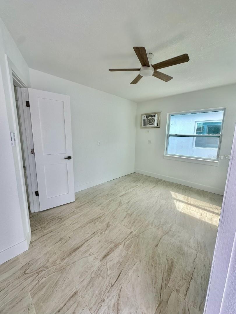 150 147th Ave E Property Photo 5