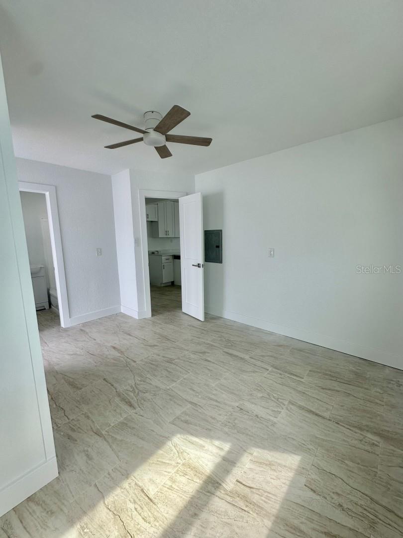 150 147th Ave E Property Photo 7